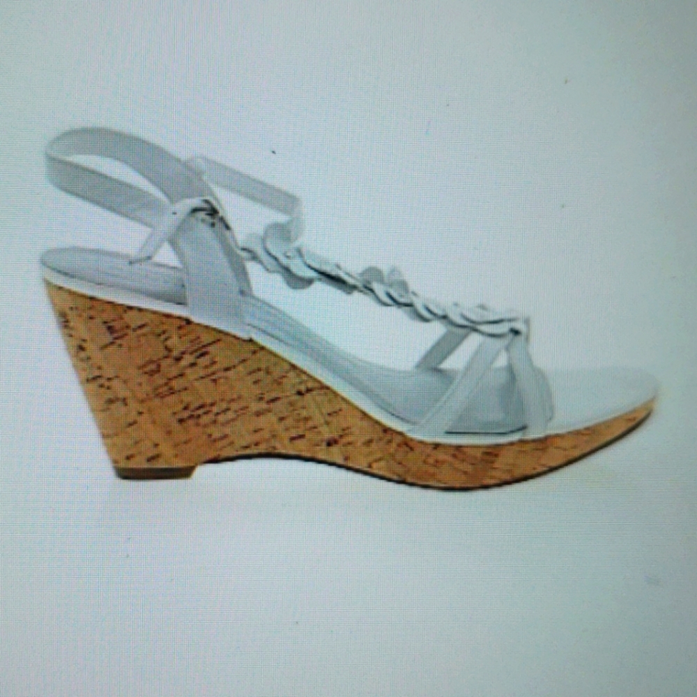White wedges
